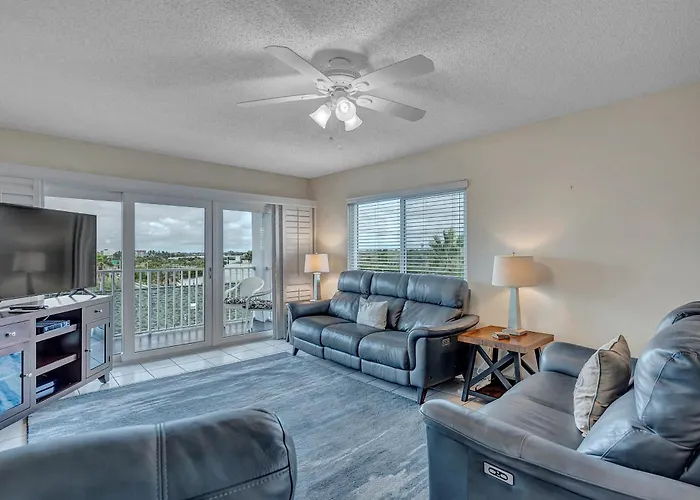 Dollar 412 Apartment